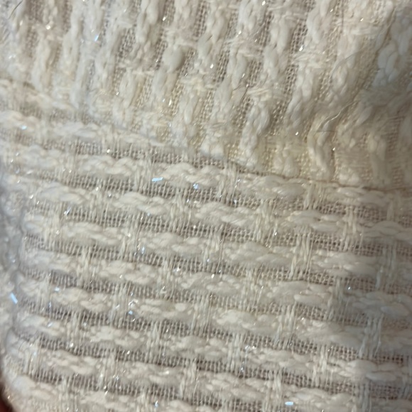 NWT- White Tweed Fringed Mini Skirt by Cache/ Size 10 - Picture 3 of 8